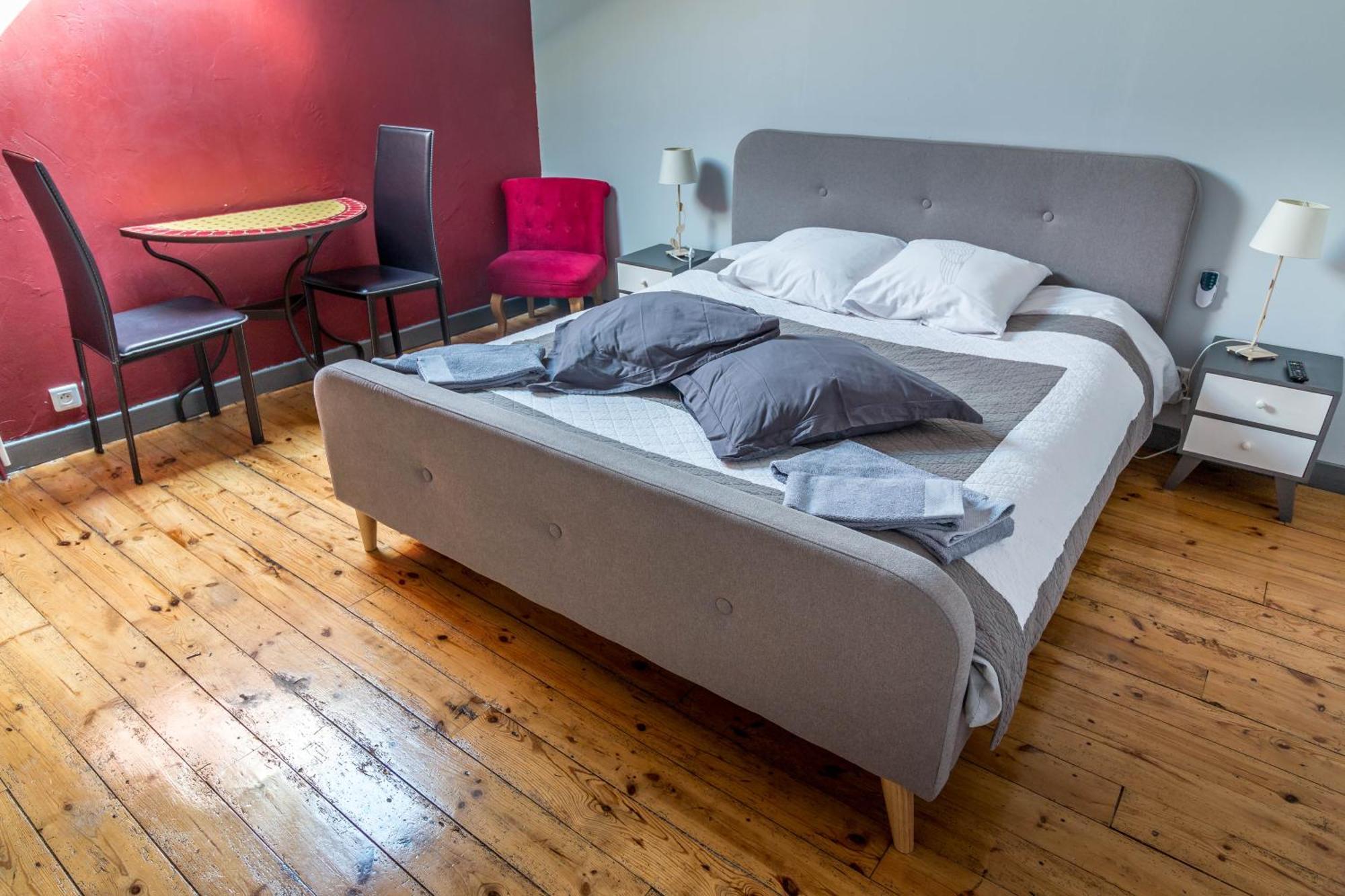 Chambres D'Hotes La Vigneronne Senouillac Esterno foto