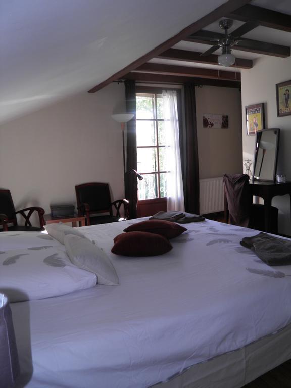 Chambres D'Hotes La Vigneronne Senouillac Esterno foto