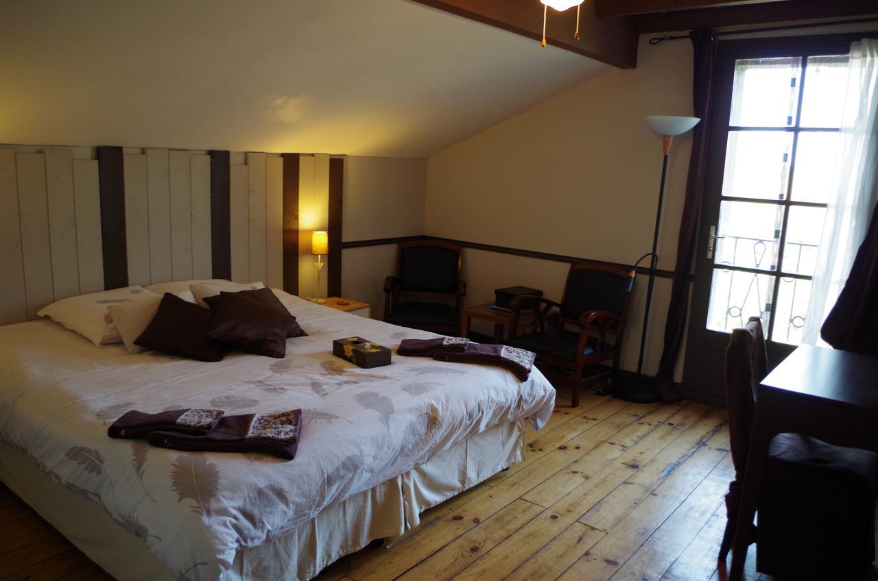 Chambres D'Hotes La Vigneronne Senouillac Esterno foto